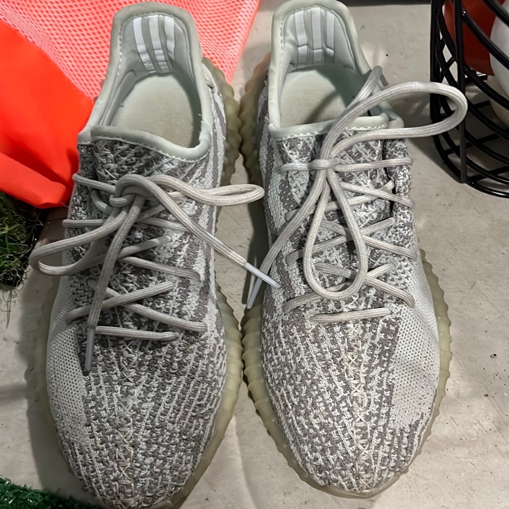 yeezys
